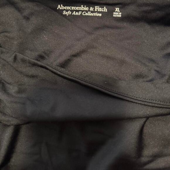 Abercrombie fitch asymetric twist - Picture 3 of 3